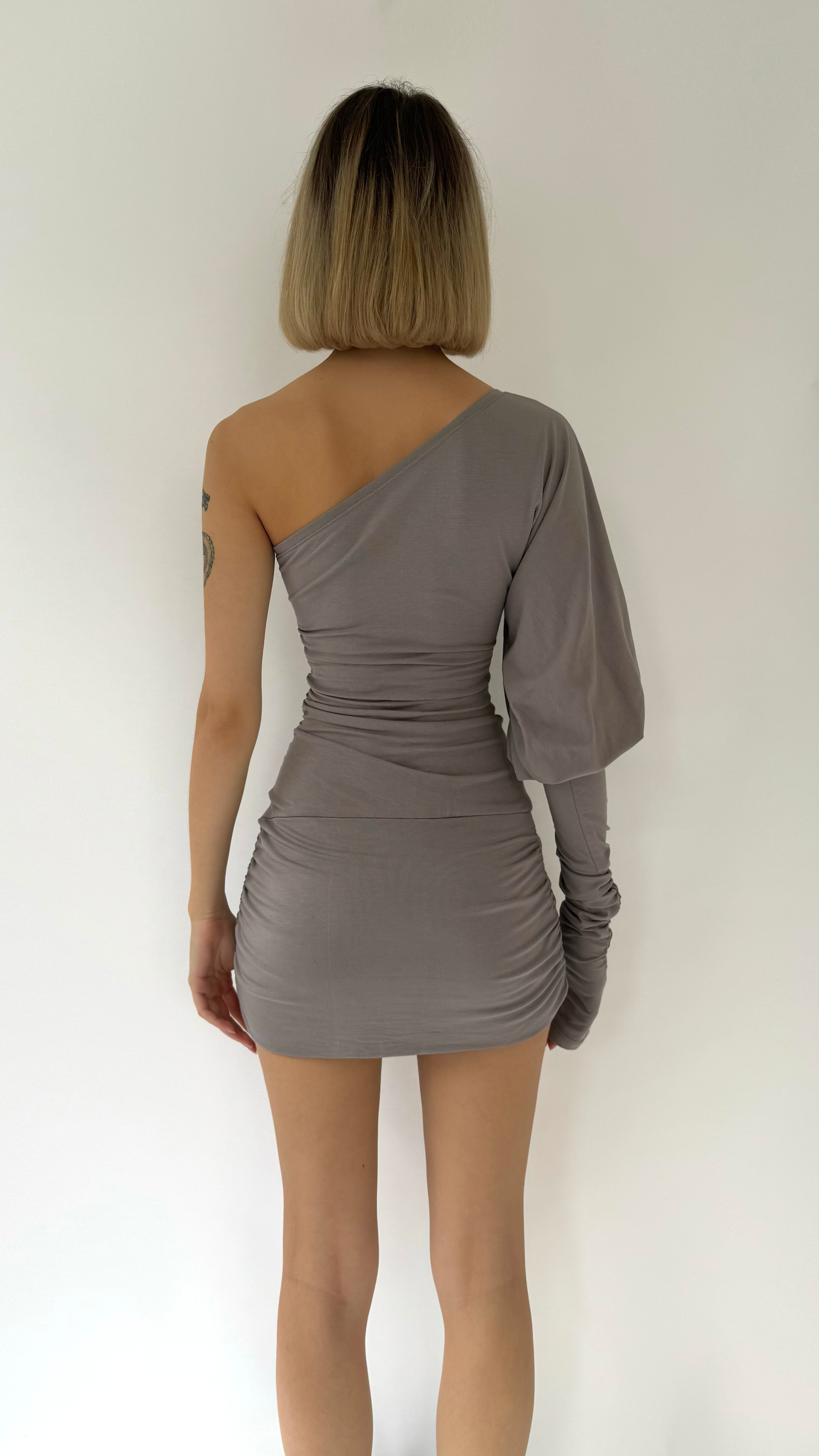 SHAPESHIFTER One Shoulder Bodycon Puff Sleeve Ruched Mini Dress / Tunic image 1
